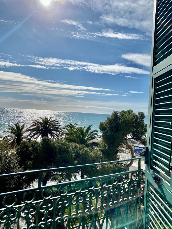 hotel Alba Chiara Finale Ligure Exterior foto