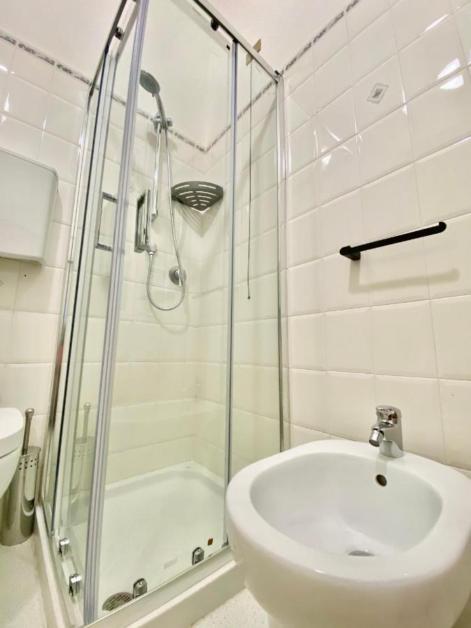 hotel Alba Chiara Finale Ligure Exterior foto